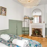 AMOUR - Appartement chaleureux et moderne dans le cœur historique de Rennes