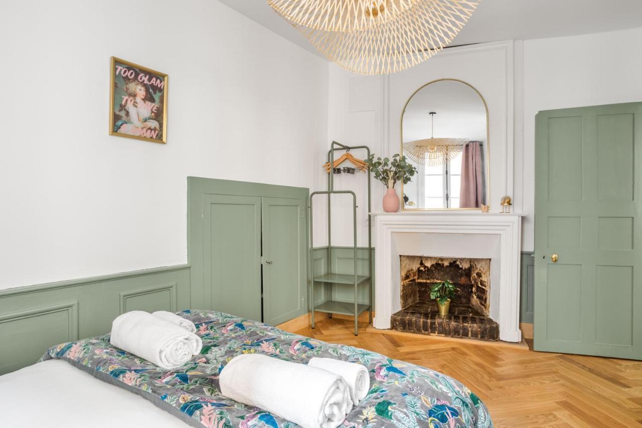 - Chaleureux Et Moderne Dans Le Cœur Historique De Appartement