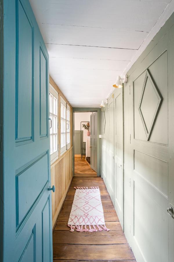 - Chaleureux Et Moderne Dans Le Coeur Historique De Apartment Rennes
